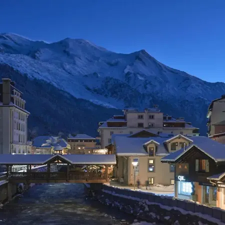Chalet Larc Terrasse Montblanc
